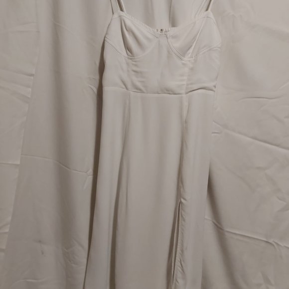 Sunday Best Viola Dress Midi - Picture 1 of 3